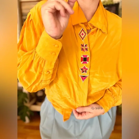 Vintage Silk Golden Rod Yellow Blouse With Embroidered Details Covered Buttons - Picture 2 of 7